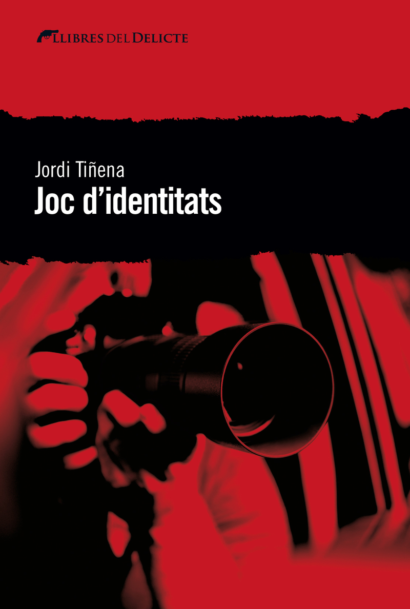 Joc d'identitats: portada